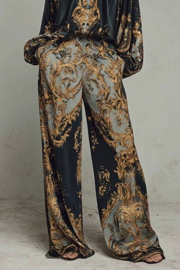 Retro Baroque Print Deep V-Neck Relaxed Fit Blouse
