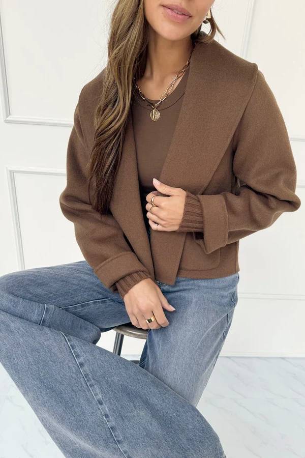 Short lapel wool coat