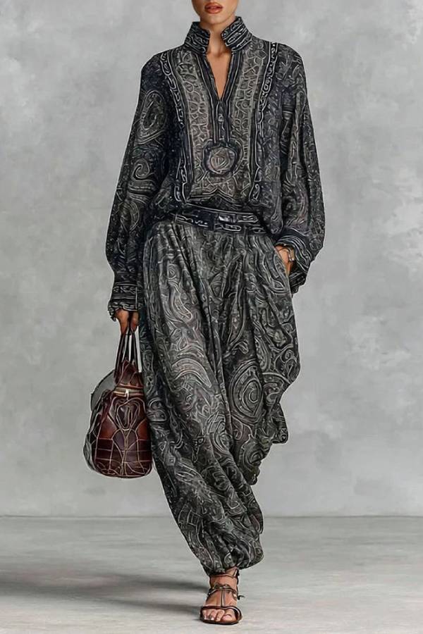 Elegant Paisley Print High-Neck Blouse