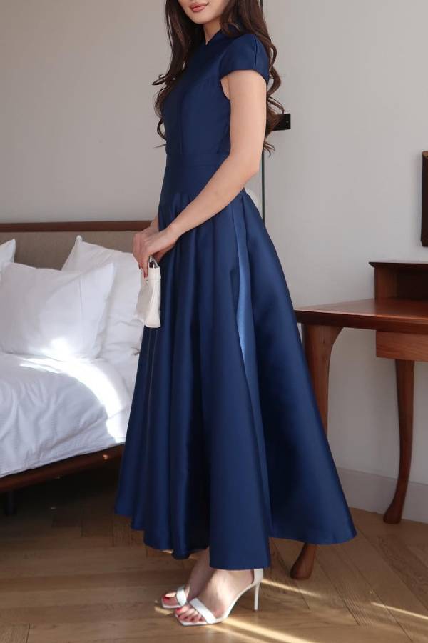 Elegant Dark Blue V-neck Long Dress