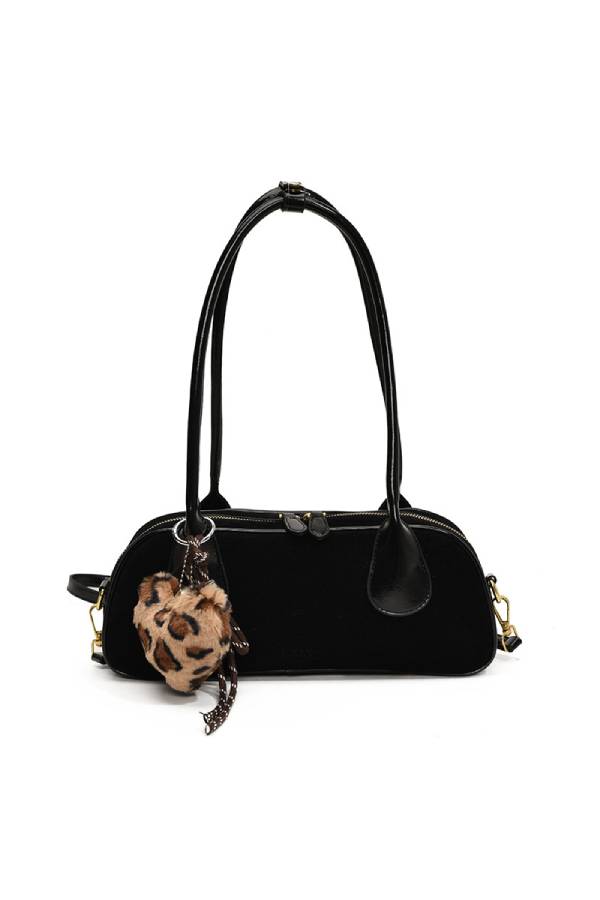 Retro PU frosted shoulder baguette bag (with leopard print charm)