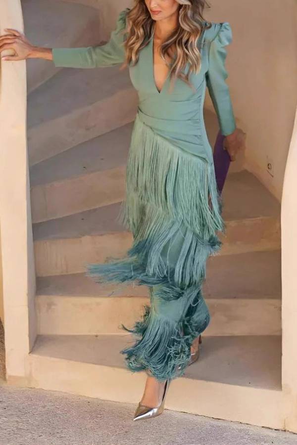 French V-neck long-sleeved tassel evening gown