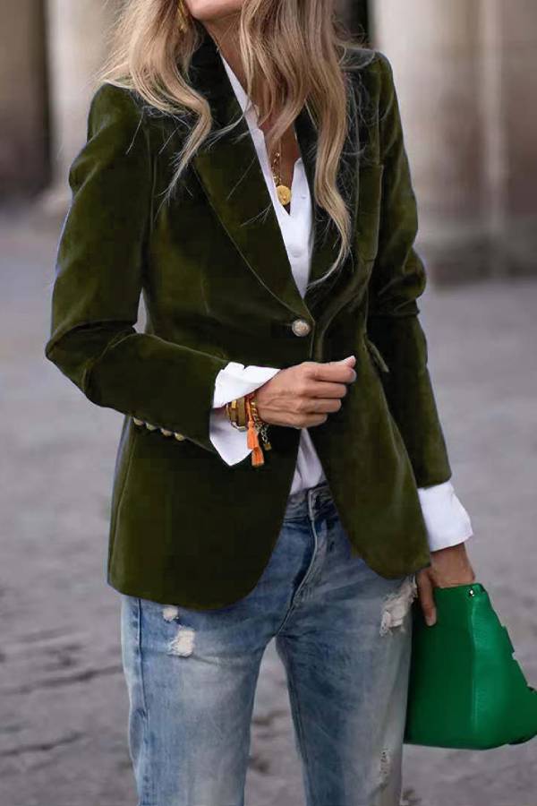 Vintage Velvet Slim-Fit Blazer