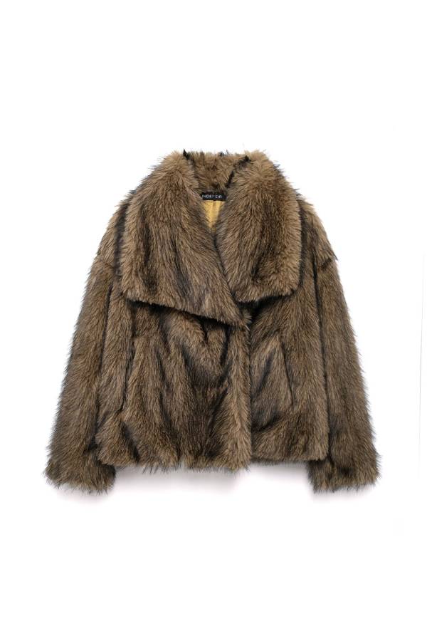 Large lapel faux fur loose short coat