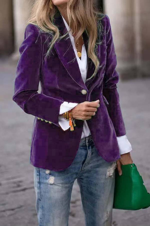 Vintage Velvet Slim-Fit Blazer