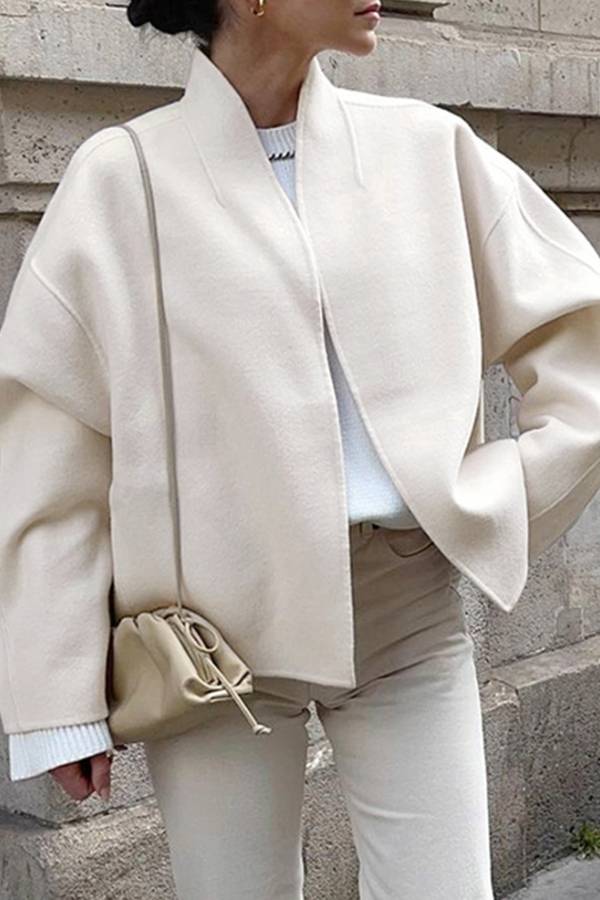 Stand-up collar short loose wool coat