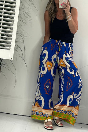 Queen of Hearts Printed Pocketed Drawstring Elastic Waist Pants
