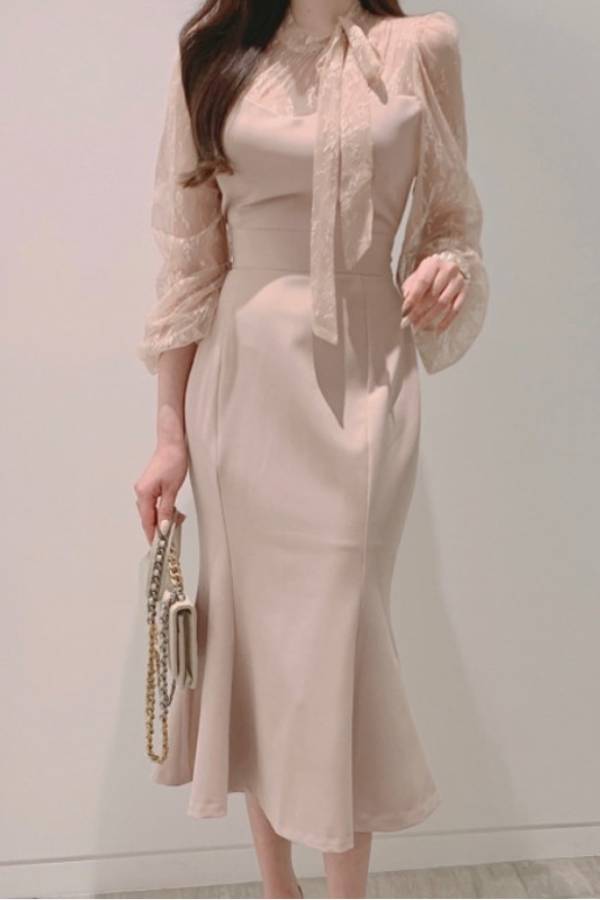 Lace Bow Waist Fishtail Dress