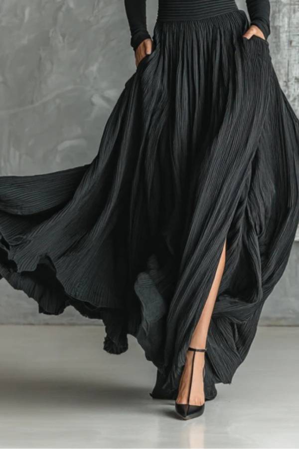 High-neck fitted pleated skirt