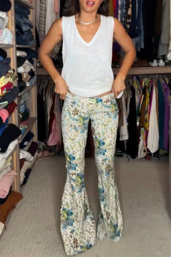Retro floral flared pants