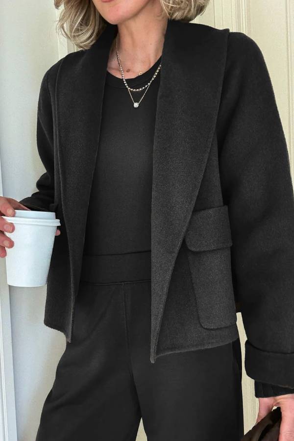 Short lapel wool coat