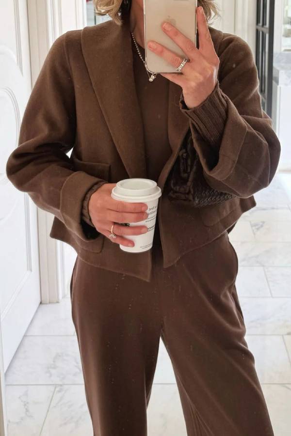 Short lapel wool coat