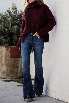 Classic Solid Color Flared Jeans